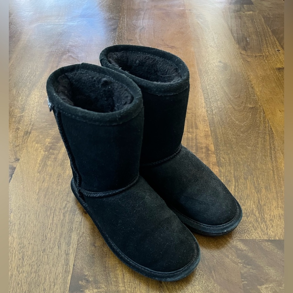 BearPaw Black Emma Wool & Genuine Sheepskin Lined Boot Size 13 EUC
